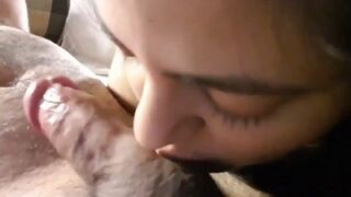 Indian porn mms Blowjob Is Enough To Make Man Cum